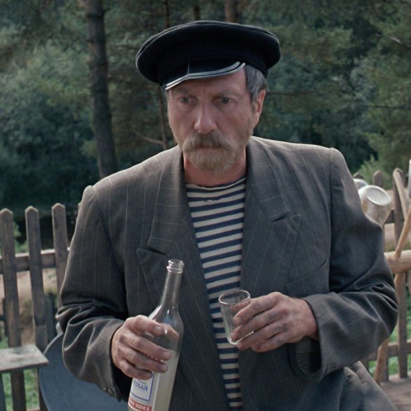 Актор Сергій Юрський у фільмі "Любов і голуби". Фото: кадр із фільму. 
