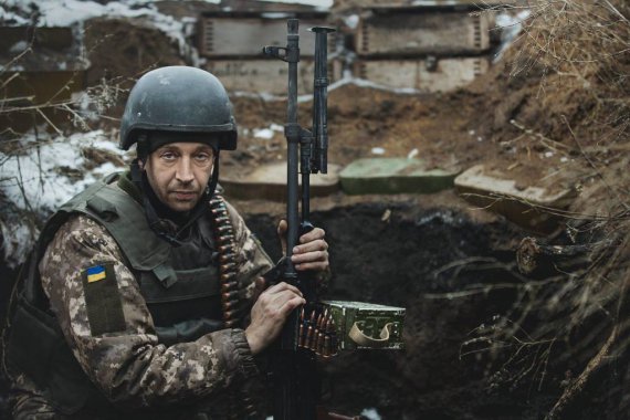 Российско-американский журналист Сергей Лойко представил новую серию снимков украинских киборгов на передовой