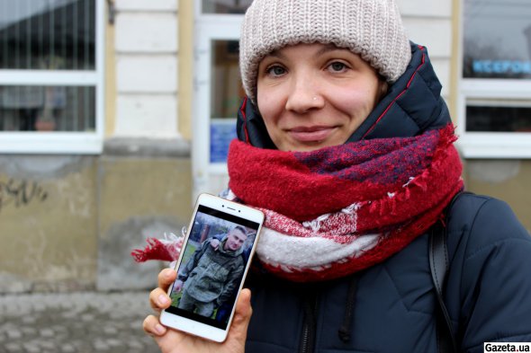 "Доньці 2 роки. І то таке щастя, але крізь сльози. Яків так її чекав, так хотів. Тепер ми чекаємо його", - Олена Веремейчик