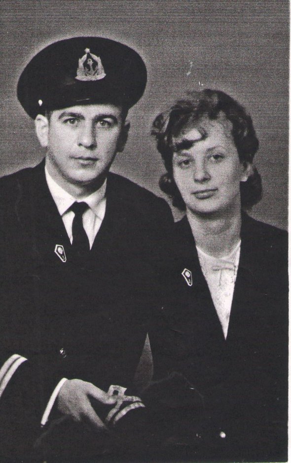 Единственная женщина-капитан Херсонского речного порта Сусанна Веренинов с мужем
