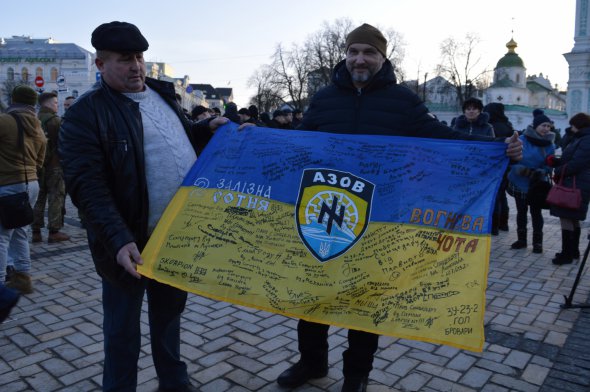 Я завжди говорив, що гордий тим, що служив з молодими хлопцями, які не шкодували свого життя, - говорить Олексанр Самусь