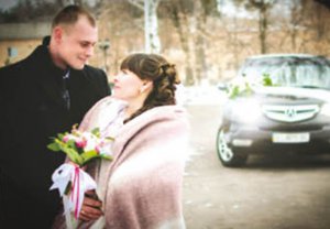 Анжела і Олег Ягодки одружилися 14 лютого 2015 року. Живуть у селі Ковалівка Полтавського району