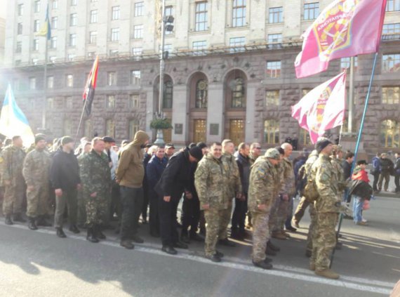 В Киеве проходит марш защитников Дебальцево. Фото: Андрей Жигайло