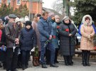 В центре поселка Новые Санжары состоялись торжества по случаю Героев Небесной Сотни