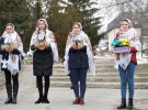 В центре поселка Новые Санжары состоялись торжества по случаю Героев Небесной Сотни