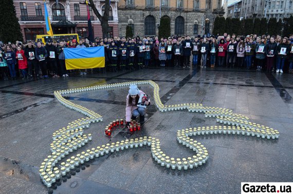 Понад дві сотні львів'ян вшанували 5-ту річницю кривавих подій на Майдані 