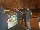 В Киеве прохожие поймали вора, который напал на пожилую женщину