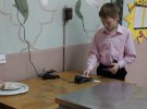В Щербанівській ОТГ школярі за обіди розраховуються банківськими картками