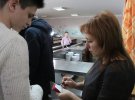 В Щербанівській ОТГ школярі за обіди розраховуються банківськими картками