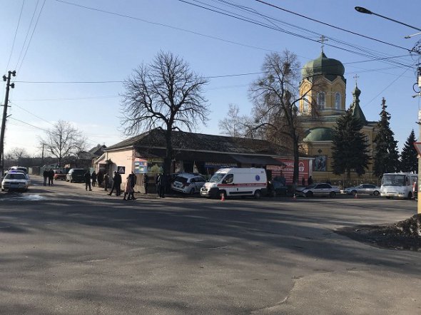 Патрульні потрапили в ДТП під Києвом. Фото: Аpostrophe