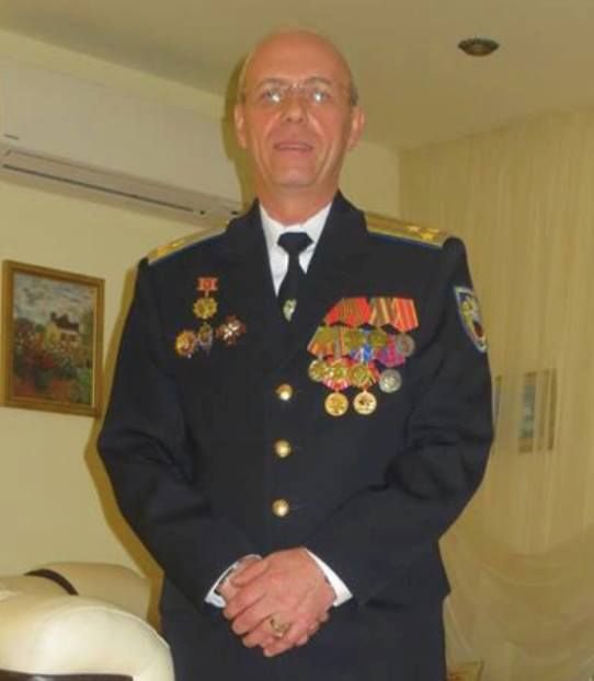 Блогер Андрей Дзиндзя заявил, что журналист Денис Бигус имеет влиятельных родственников в России