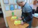 Директор видавництва Олександр Прилуцький, має I групу інвалідності по зору. Допомогу дітям з особливими потребами, називає своїм обов'язком 