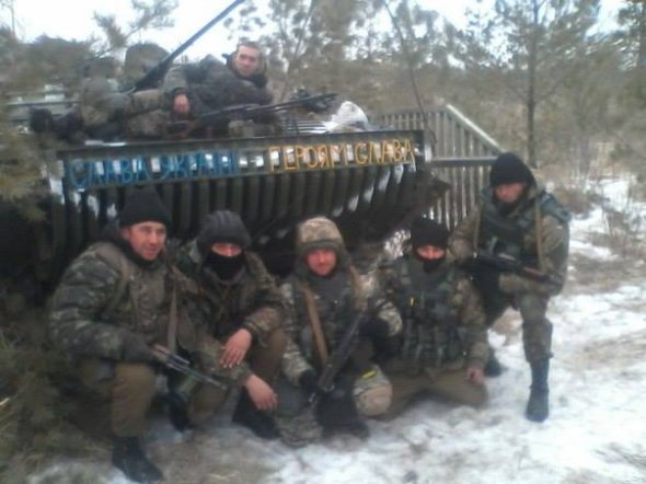 Бійці 30-ки під час оборони села Піски на Донеччині. На початку лютого 2015-го їх звідти відправили під Дебальцево - контролювати дорогу до міста
