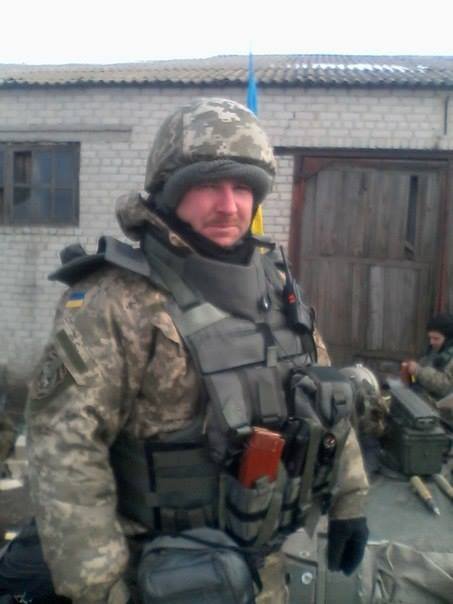 Сергій Лучкін був заступником командира взводу у 30-й механізованій бригаді ім. Костянтина Острозького. Має позивний "Сокіл"