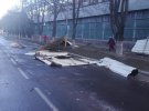 Новости Прикарпатья: непогода вырывает деревья с корнем и срывает крыши