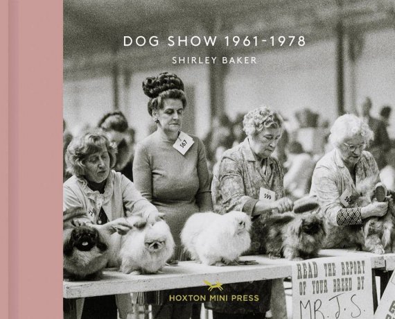 Фотографии Ширли Бейкер с выставок собак 1960-70-х