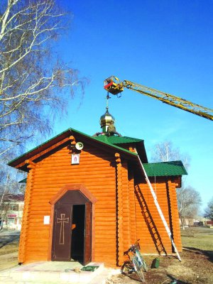 7 березня в Ковалівці встановили купол на Свято-Покровський храм. Його вартість — 20 тисяч гривень