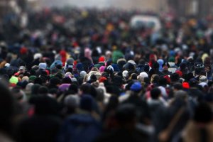 Чисельність населення України за місяць скоротилася на 30 тисяч осіб. Фото: КМІС