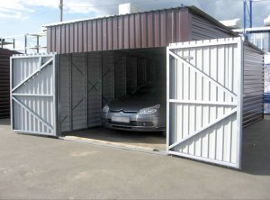 Змонтувати металевий гараж можна ­максимум за п’ять годин
