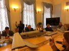 Депутатам принесли остатки сбитых на Донбассе российских беспилотников "Орлан-10" и "Элерон-3СВ"