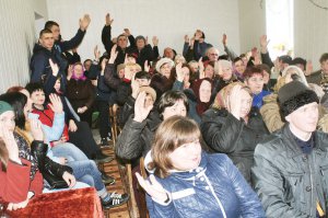 Мешканці Кисляка голосують за утворення нової релігійної громади, яка перейде до Православної церкви України