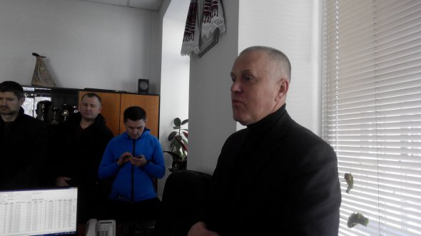 Ковалівська громада прийшла до головного лікаря Полтавської районної лікарні
