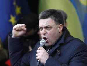 Лідер ВО "Свобода" Олег Тягнибок закликав припинити маніпулювати українцями