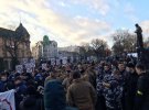 "Нацкорпус" влаштував акцію протесту на зустрічі Порошенка із виборцями у Львові. Фото: УНІАН