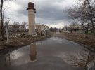 Будинки цієї вулиці довгий час обстрілювалися росіянами та сепаратистами