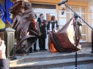 В Полтаве открыли скульптурную композицию на углу улиц Гоголя и Пушкина