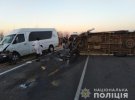 В Одеській області у ДТП за участю маршрутки та двох вантажних мікроавтобусів загинула людина