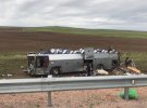На юге Казахстана перевернулся автобус