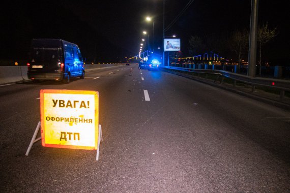 В Киеве пьяный водитель устроил аварию