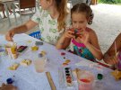 Для дітей проводять творчі майстер-класи