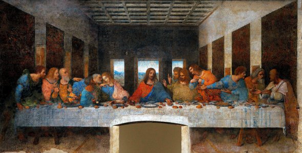 Фреску ”Таємна вечеря” Леонардо да Вінчі писав протягом 1495–1497 років у трапезній монастиря домініканців Санта Марія делле Ґраціє в Мілані. Розпис замовив тамтешній правитель герцог Людовіко Сфорца