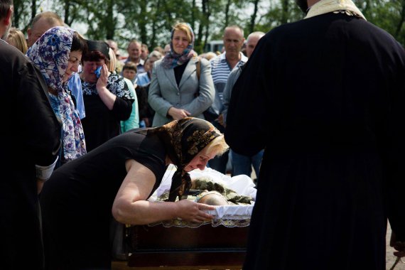 26 апреля в селе Ланна Карловского района Полтавской похоронили Юрия Коновалова, воина ООС.