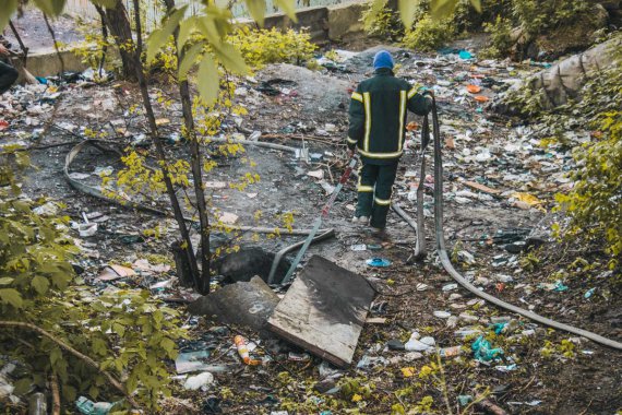 В Киеве на Воздухофлотском проспекте в коллекторе произошел пожар. Погибло 2 человека