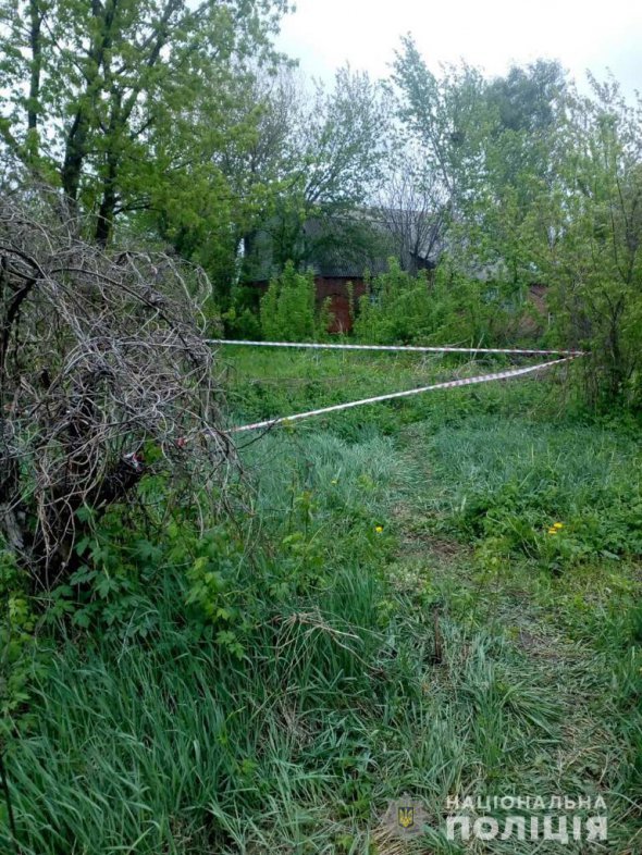 На Харківщині у занедбаному будинку знайшли убитим 37-річного безвісти зниклого  чоловіка