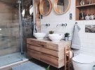 Оформление ванной комнаты в рустикальном стиле позволит создать уютную обстановку, в которой можно расслабиться и ощутить связь с природой.