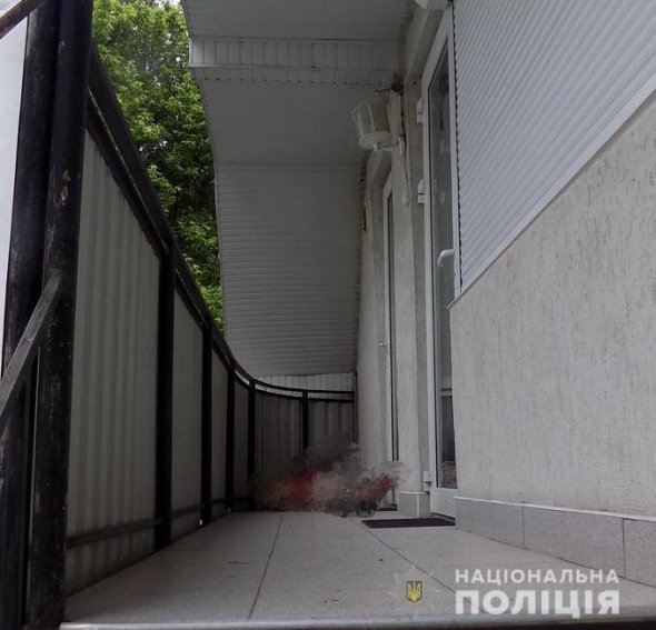 В Ужгороде нашли зарезанной 48-летнюю женщину.  К совершению преступления причастен бывший муж погибшей