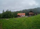 Ферму создали в поле рядом с деревней Нижнее Селище на Закарпатье