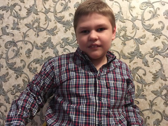 8-річний Артем Колісник із Кропивницького хворий на ДЦП