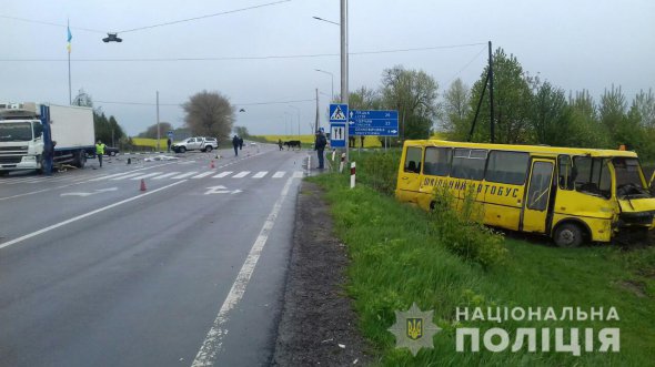 На Волыни произошла смертельная ДТП с участием школьного автобуса и грузовика