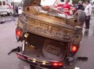 10 років тому у жахливій аварії на просп. Перемоги, 83 в Києві загинув відомий журналіст 35-річний журналіст Ігор Пелих. Вів програму "Галопом по Європах" на телеканалі ICTV
