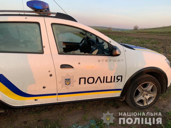 На Одещині    затримали 42-річного Павла Чумаченка,  підозрюваного в обстрілі автомобіля поліцейських Великої Михайлівки