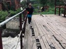 На Вінниччині ремонтують міст млина Потоцького, який шокував станом після заворожуючих танців дівчат