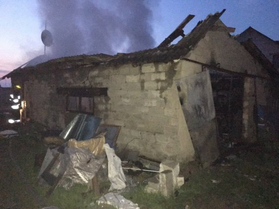 На Рівненщині  сталася пожежа у гаражі.  На згарищі  знайшли тіла двох загиблих