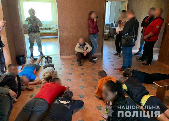 В Харькове полицейские прикрыли «реабилитационный центр», где вместо лечения пытали пациентов