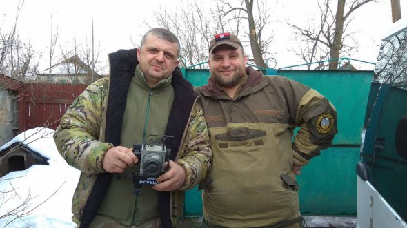 Борис Овчаров (справа) с собратом. Сегодня он живет в Донецкой области, занимается волонтерством
