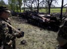 Остатки военной техники 51-й механизированной бригады после боя под Волновахой в мае 2014